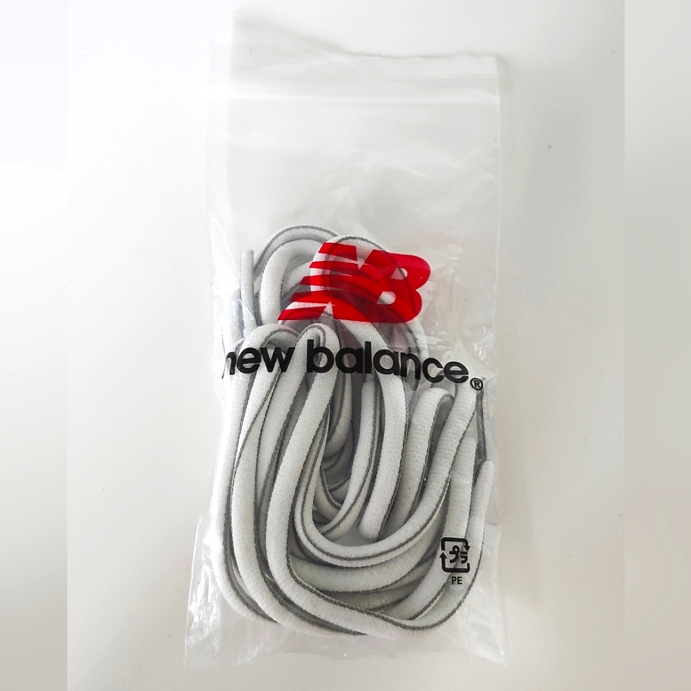 ** FREE add-on** New Balance Oval Laces White and Grey